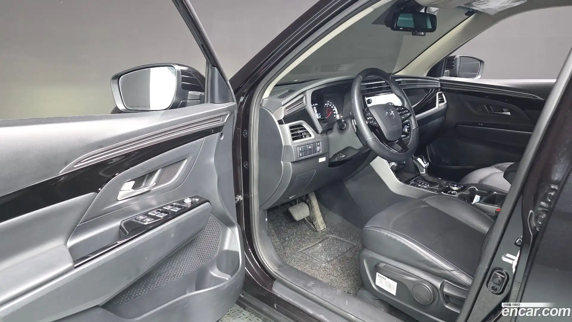KORANDO KG Mobility 2021.6-INNER-010
