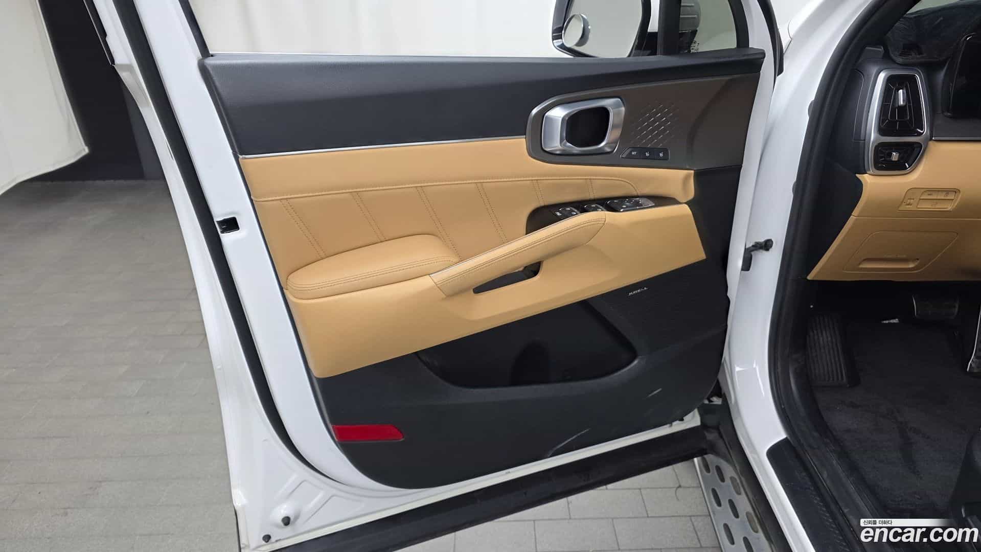 Sorento Kia 2021.5-INNER-034