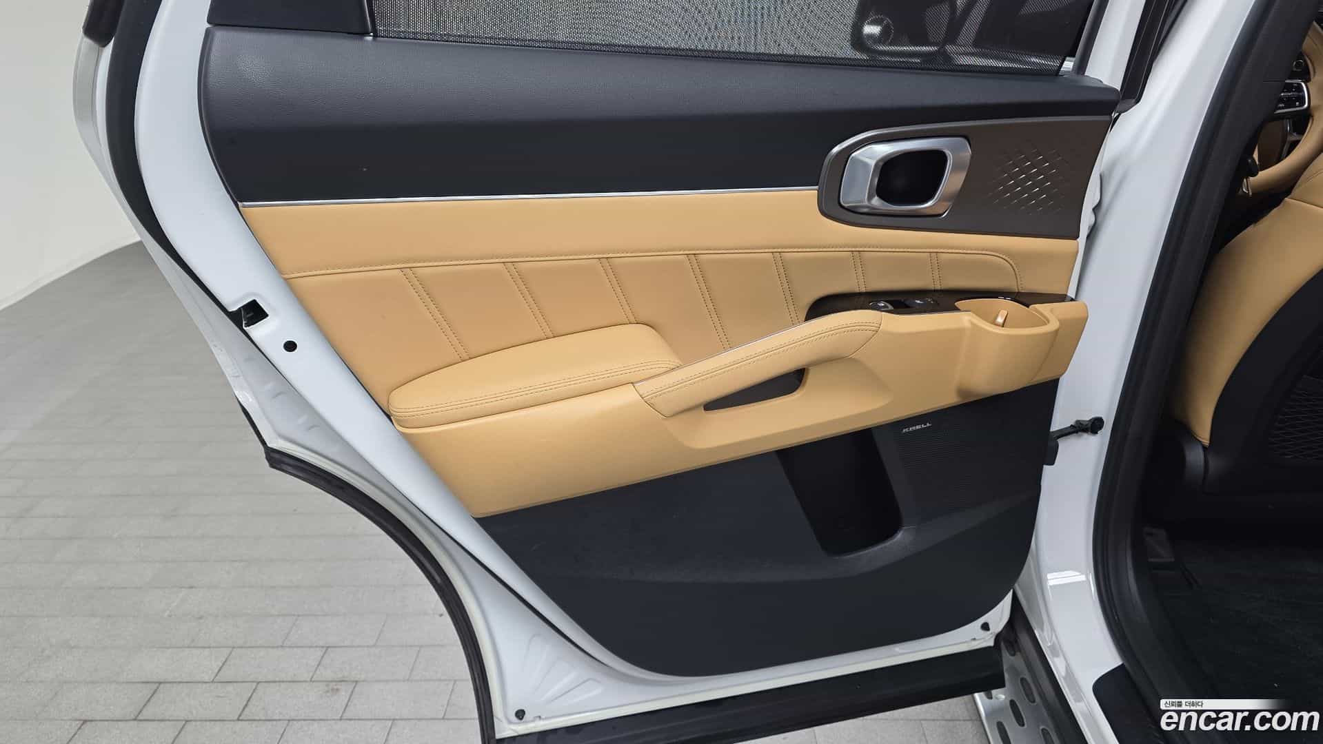 Sorento Kia 2021.5-INNER-035