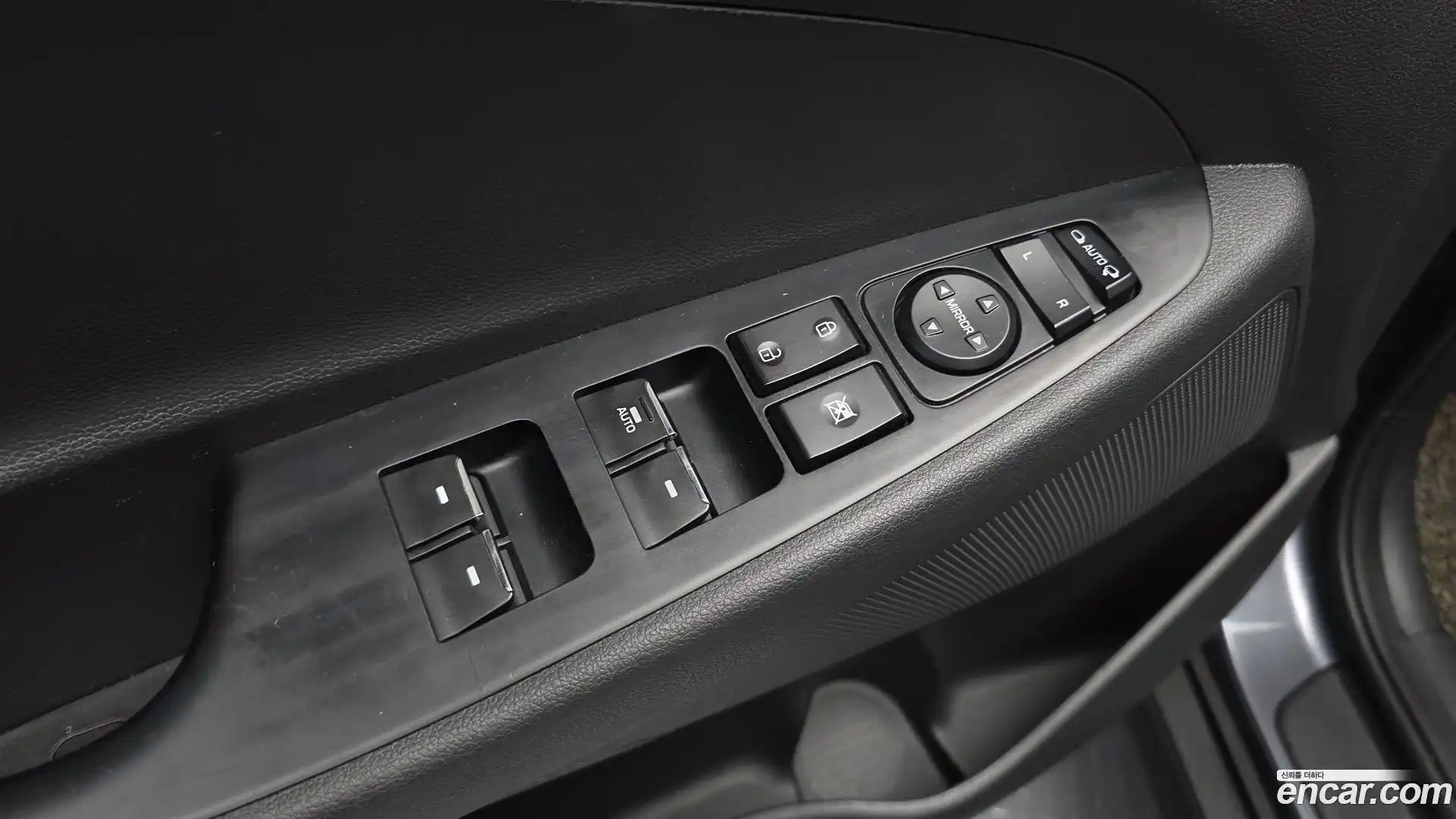 Tucson Hyundai 2018.6-OPTION-022