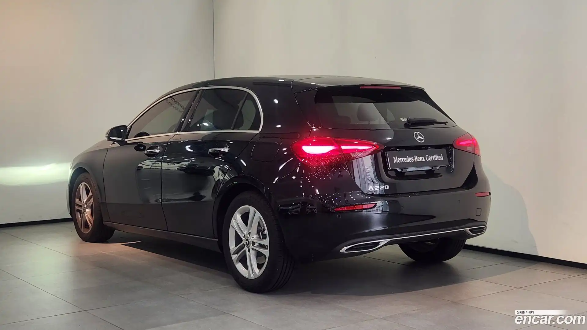 A-Class Mercedes-Benz 2024.10-OUTER-004