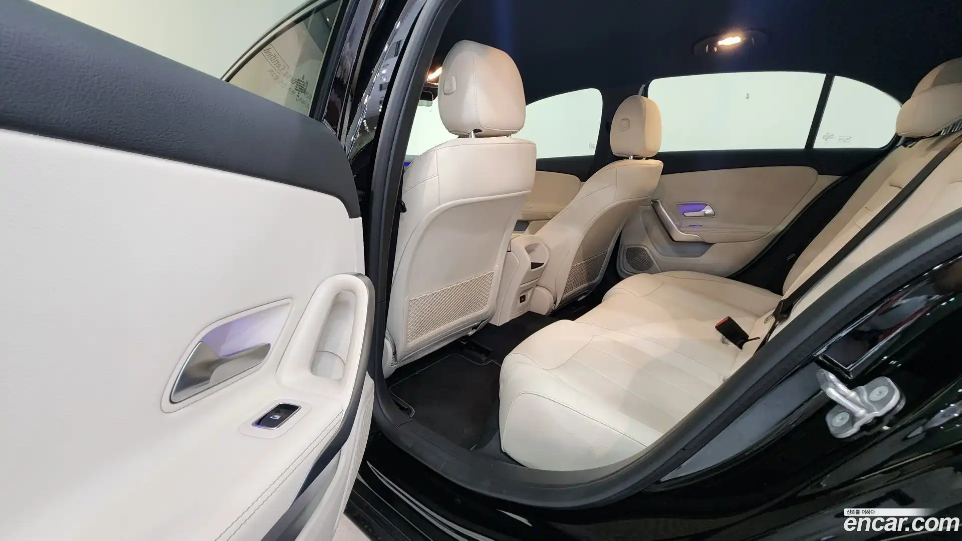 A-Class Mercedes-Benz 2024.10-OPTION-021
