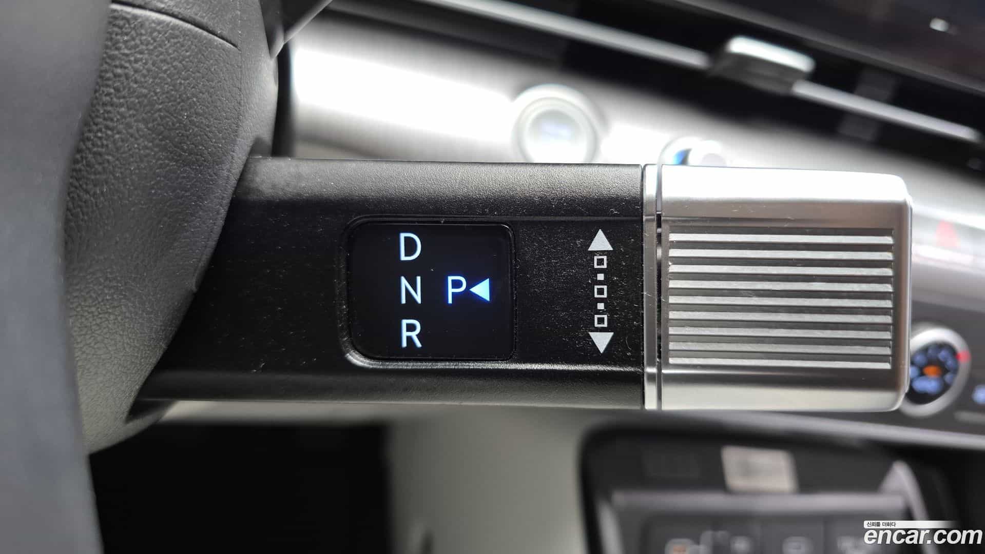Kona Hyundai 2023.2-INNER-009