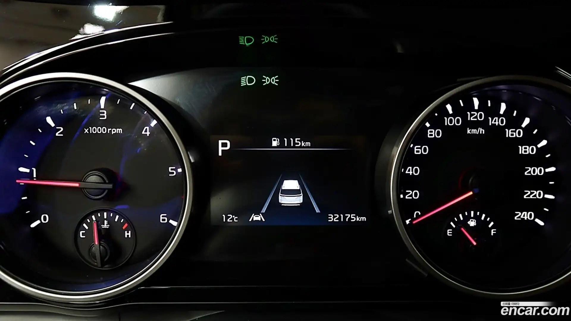 Canival Kia 2022.4-OPTION-018