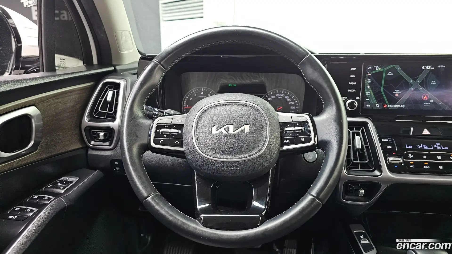 Sorento Kia 2022.7-OPTION-017
