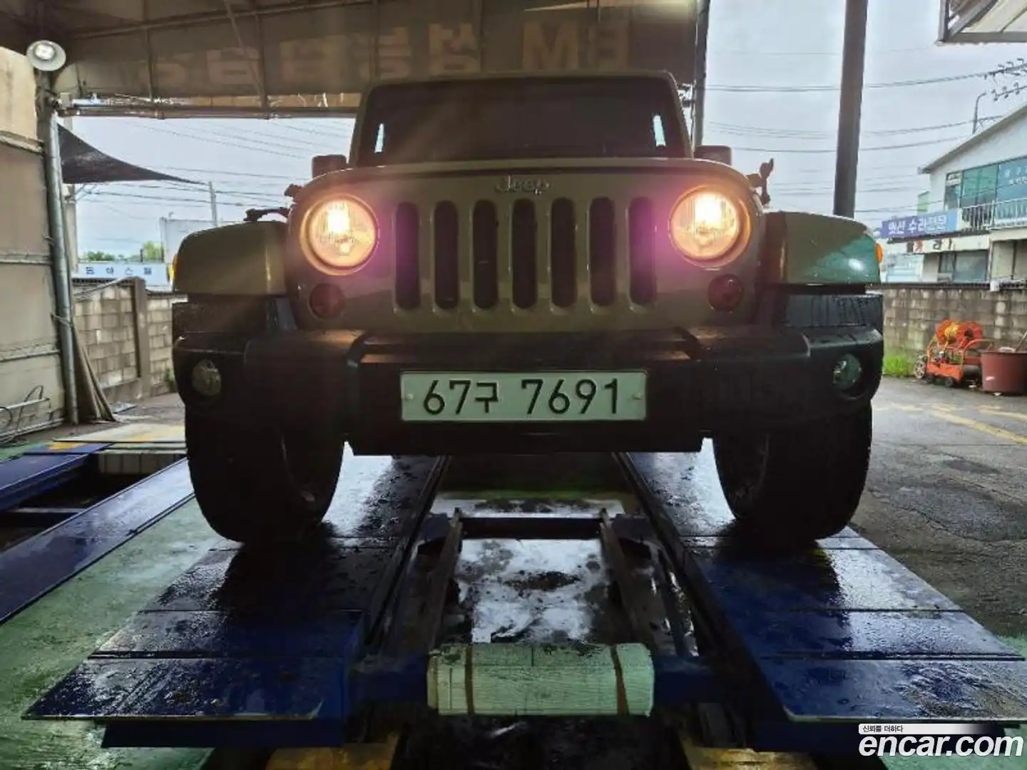 Wrangler Jeep 2013.11-OUTER-001