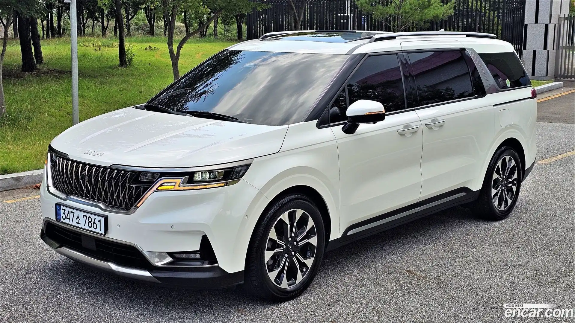 Canival Kia 2022.3-OUTER-001