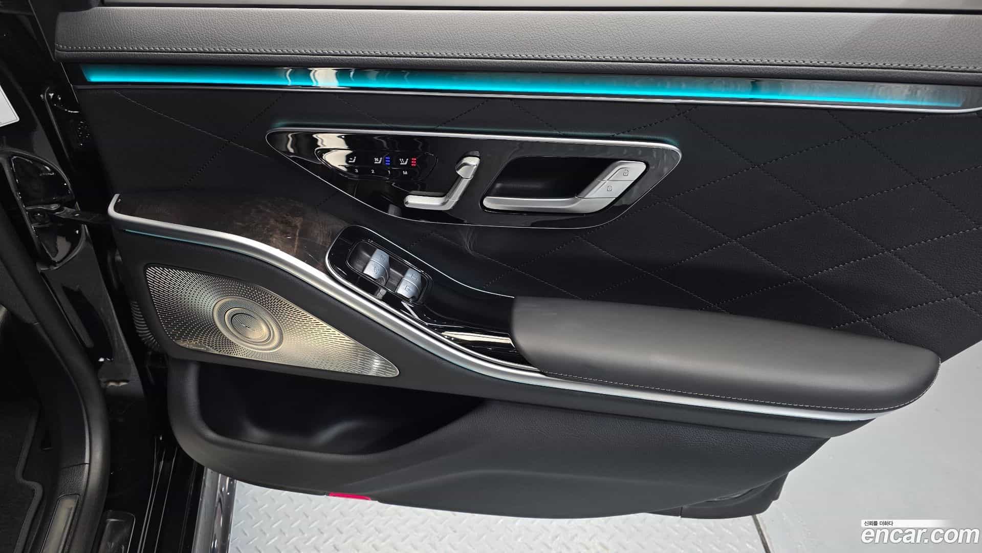 S-Class Mercedes-Benz 2021.11-INNER-035
