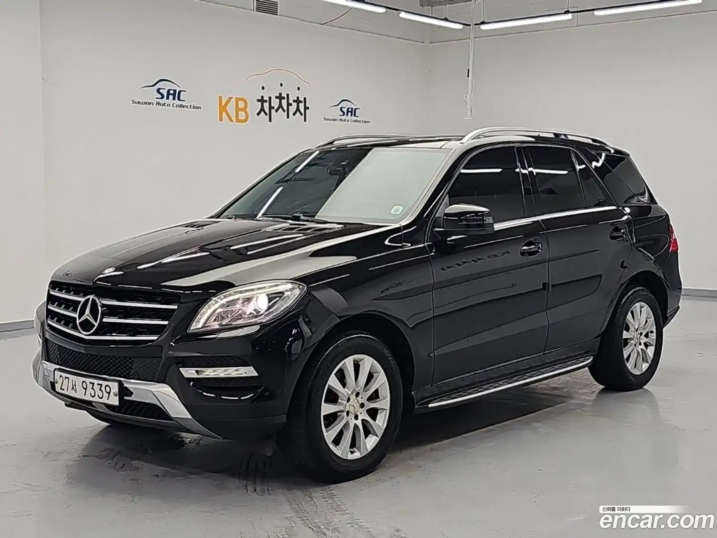 M-class Mercedes-Benz 2012.10-OUTER-001