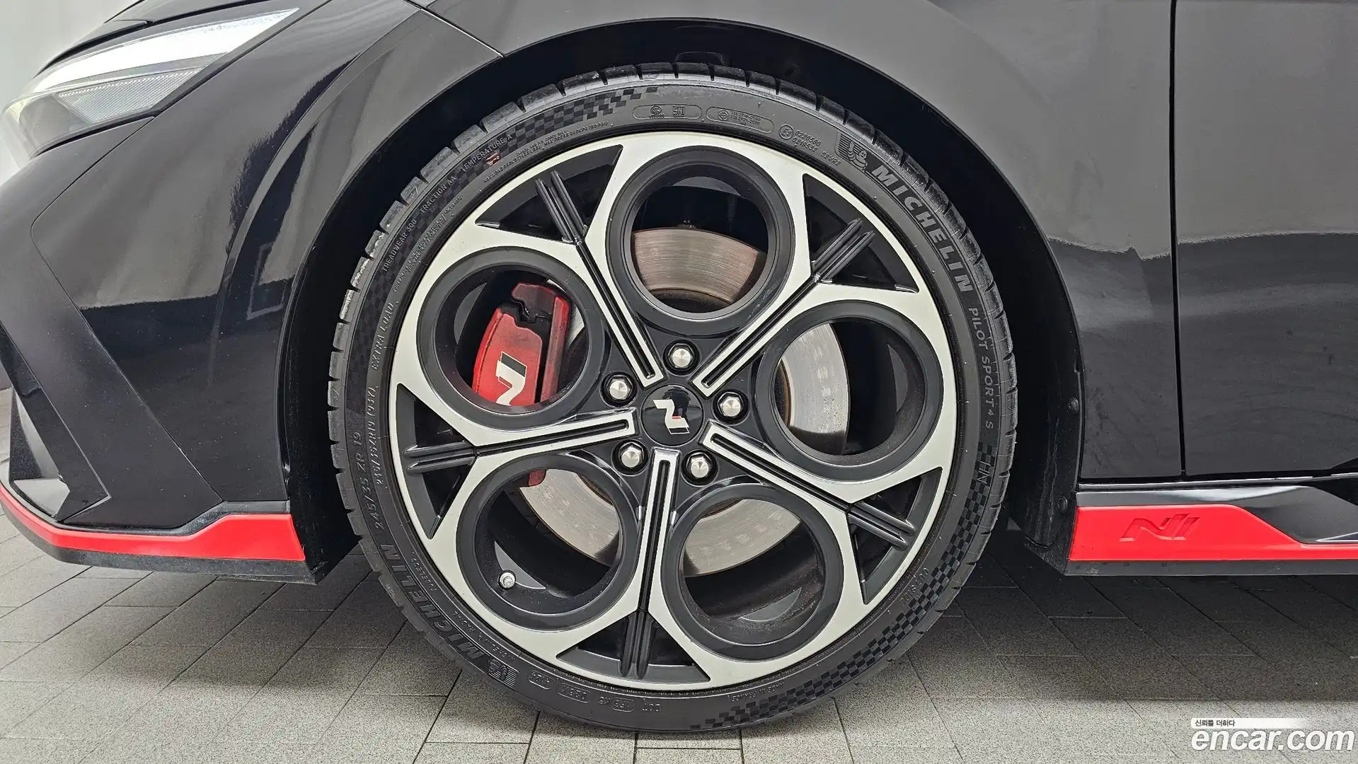 AVANTE Hyundai 2025.1-OUTER-005