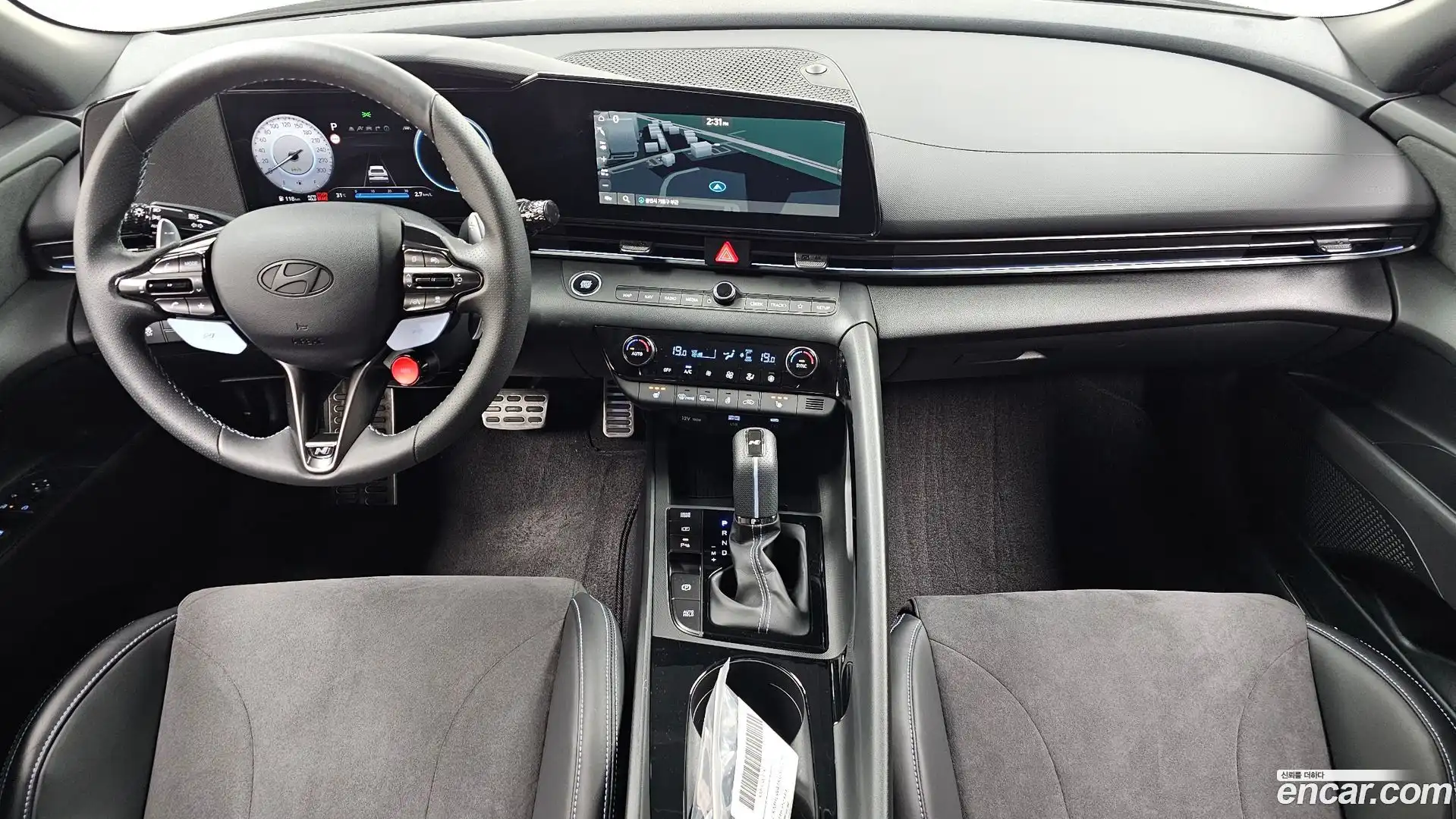 AVANTE Hyundai 2025.1-INNER-007