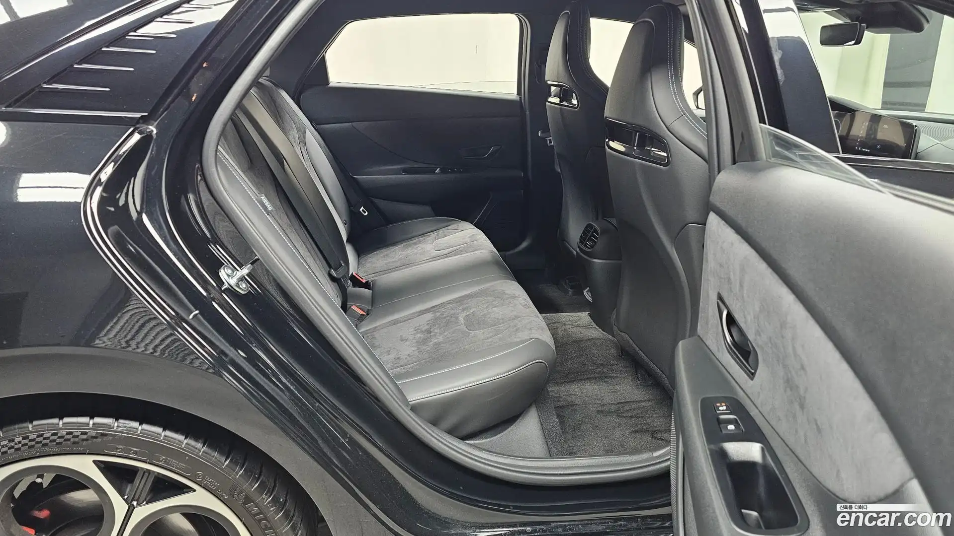 AVANTE Hyundai 2025.1-OPTION-015