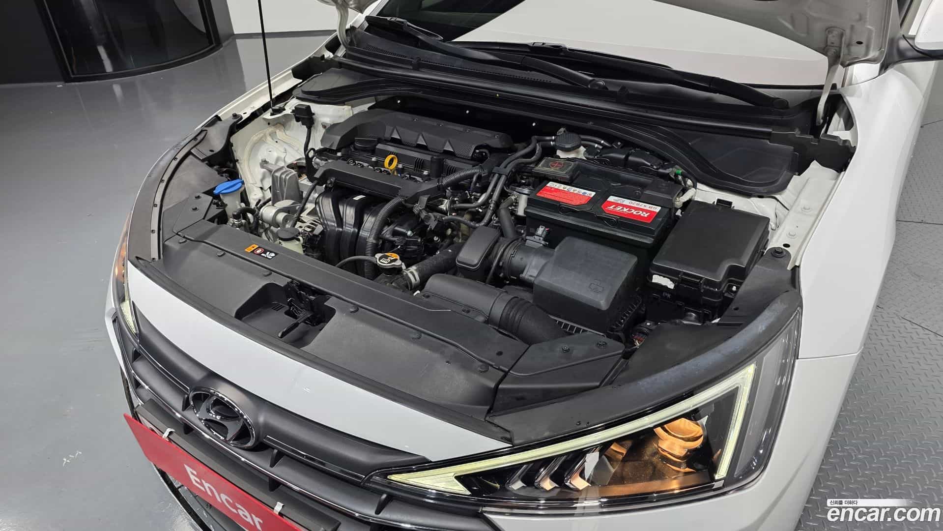 AVANTE Hyundai 2019.10-OUTER-006
