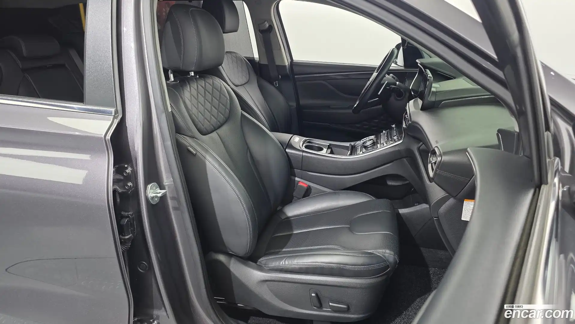 Santafe Hyundai 2022.0-INNER-036
