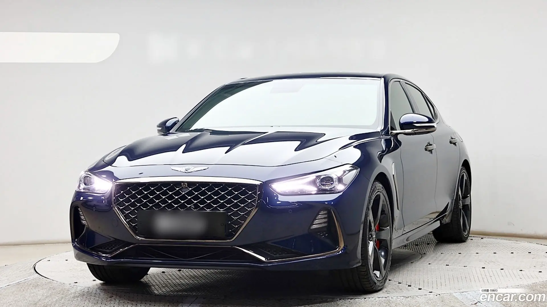 Main__Slider__Photo:G70 Genesis 2019.6-0