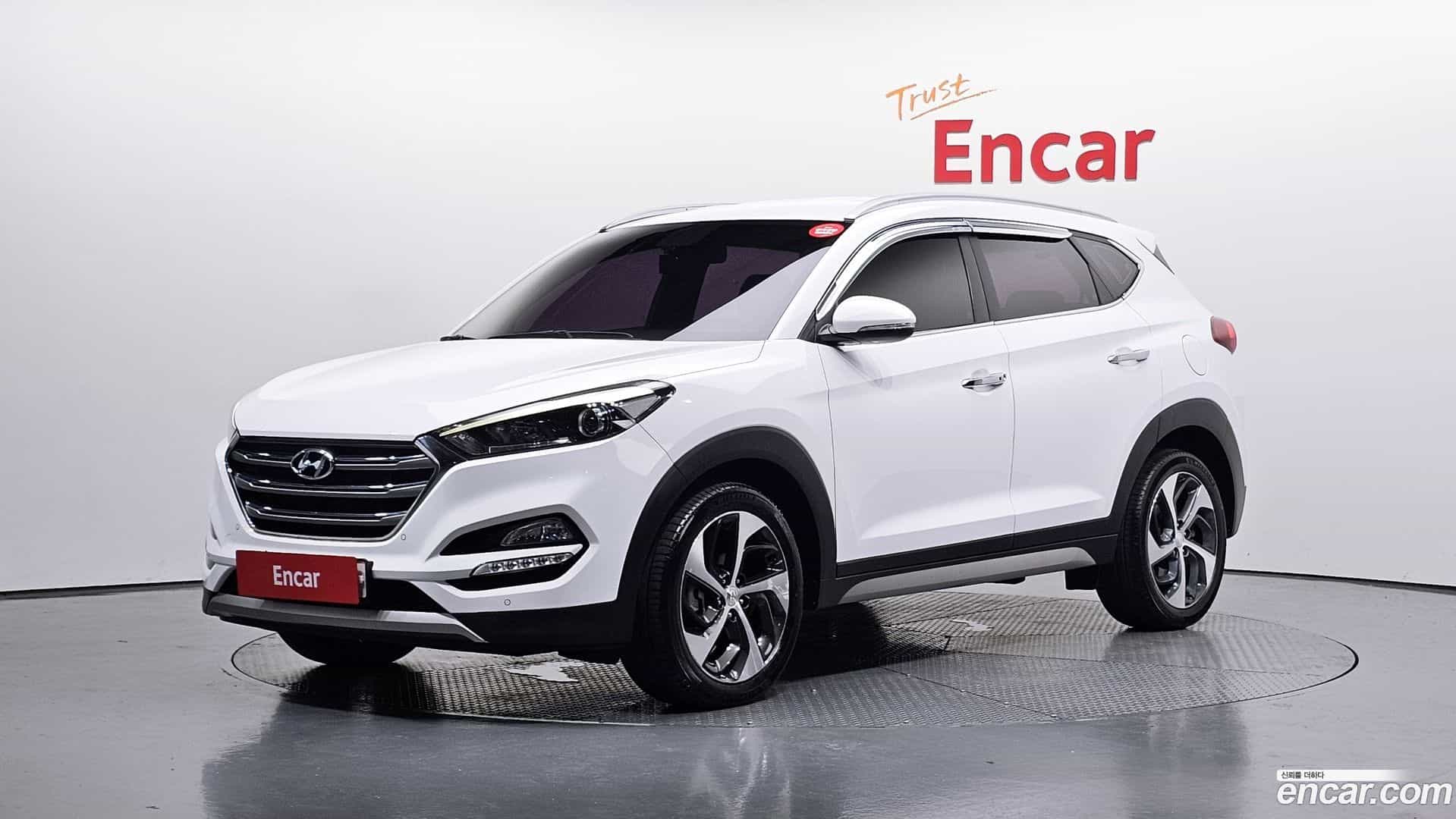 Tucson Hyundai 2016.5-OUTER-001