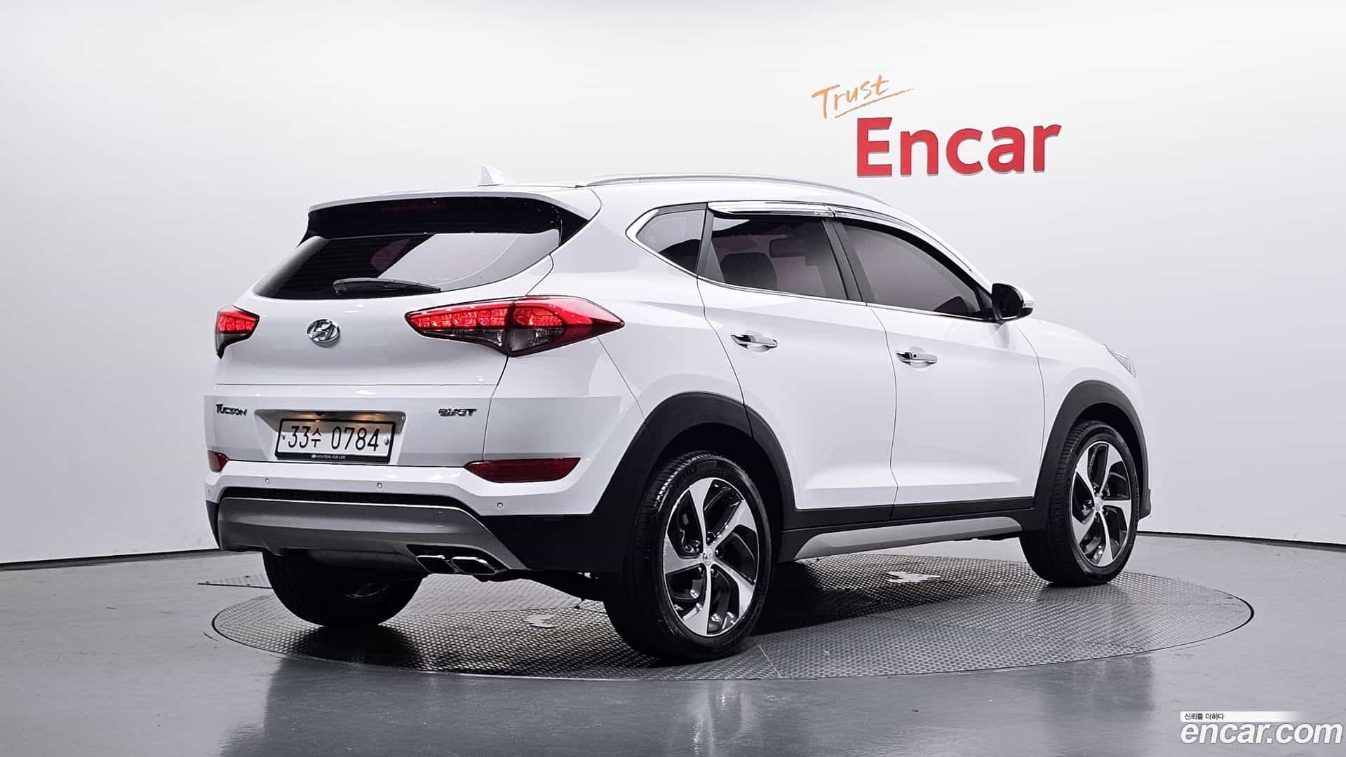 Tucson Hyundai 2016.5-OUTER-002