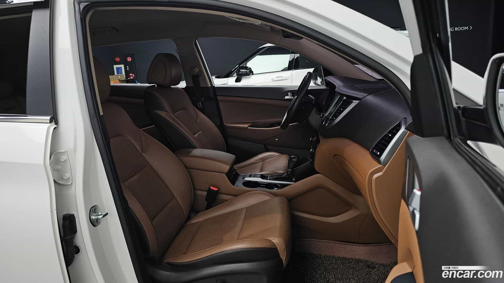 Tucson Hyundai 2016.5-OPTION-015