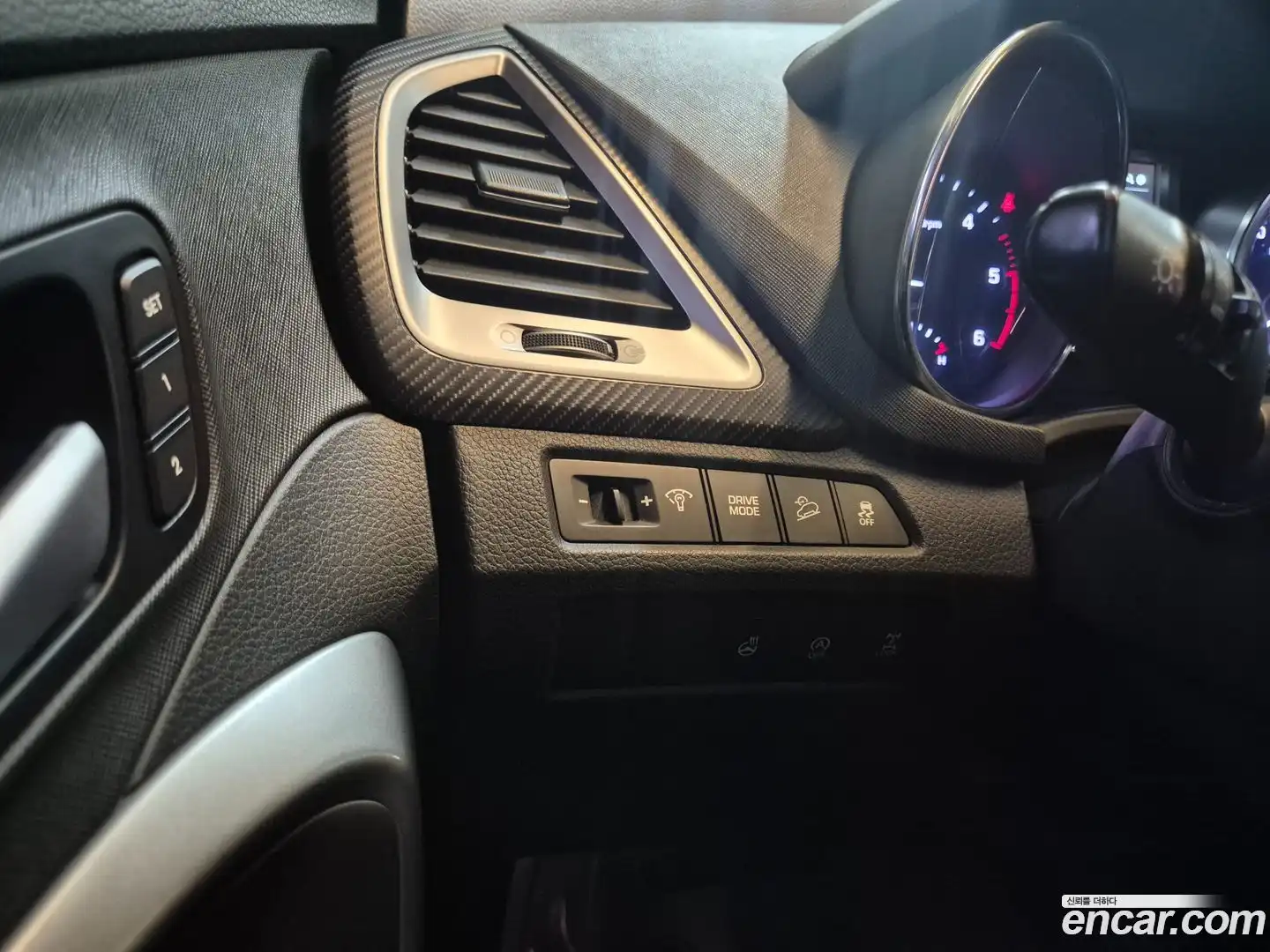 Santafe Hyundai 2016.6-OPTION-015