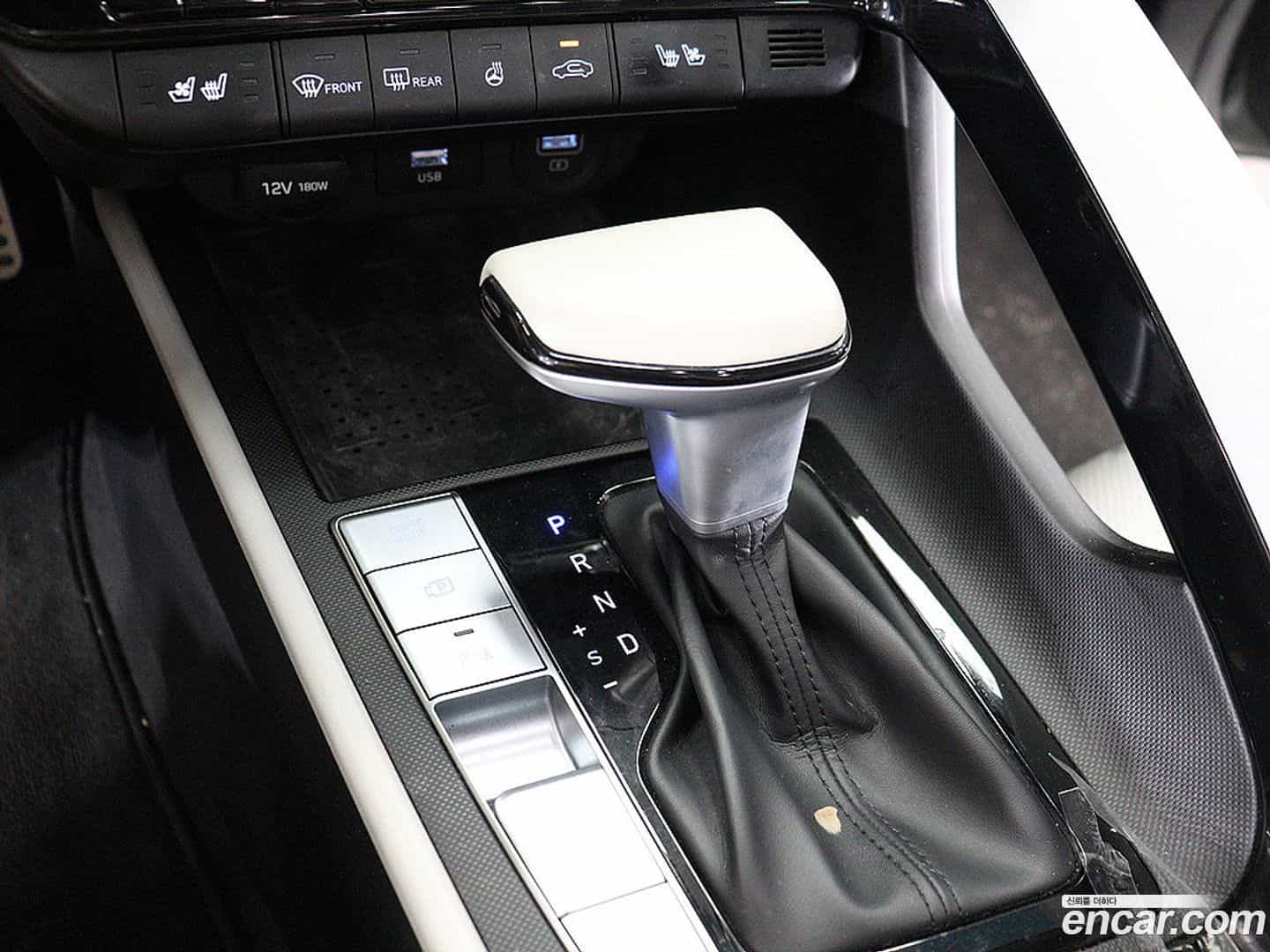 AVANTE Hyundai 2020.6-INNER-008