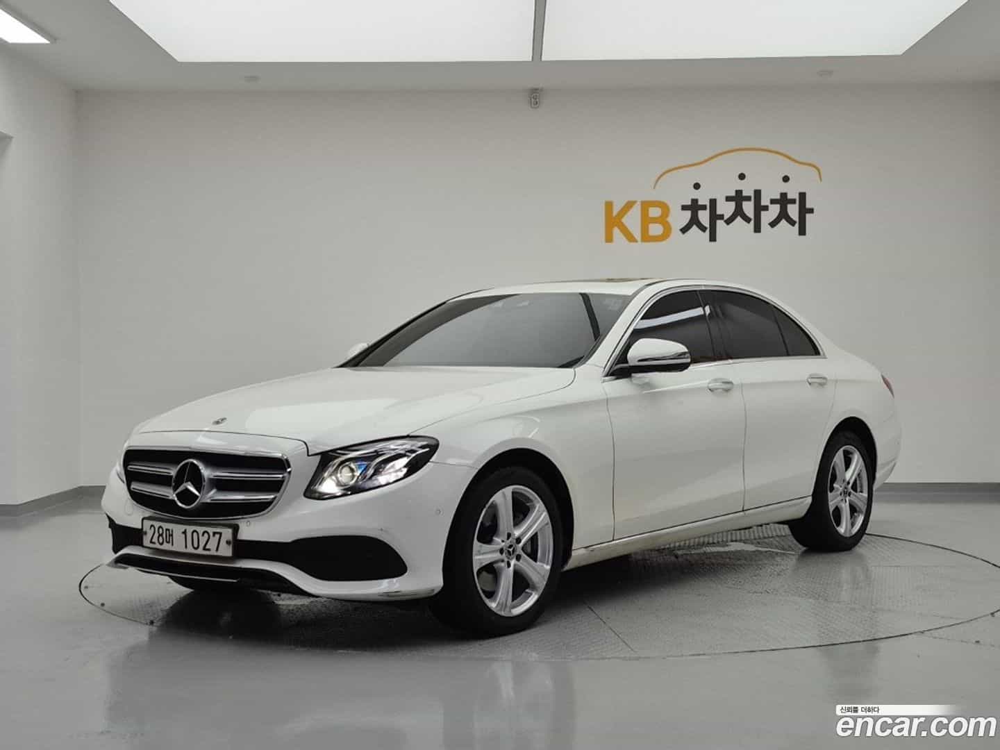 E-Class Mercedes-Benz 2017.11-OUTER-001