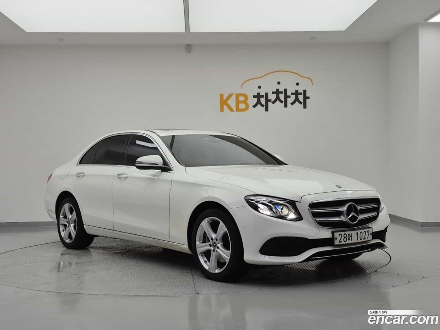 E-Class Mercedes-Benz 2017.11-OUTER-002