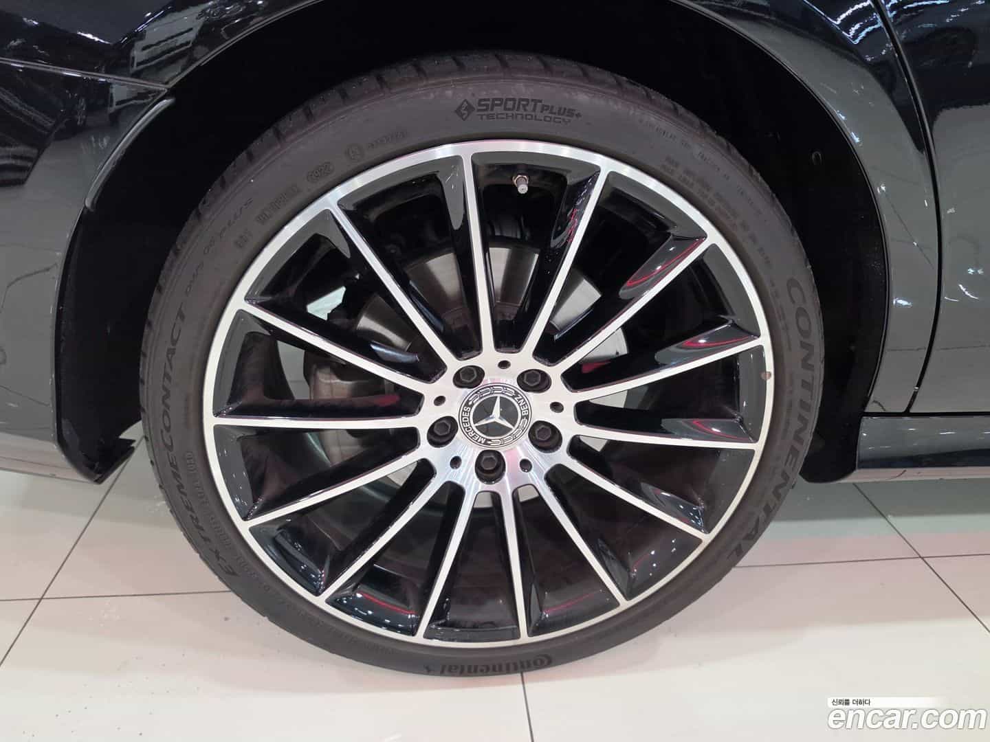 E-Class Mercedes-Benz 2022.11-OUTER-005