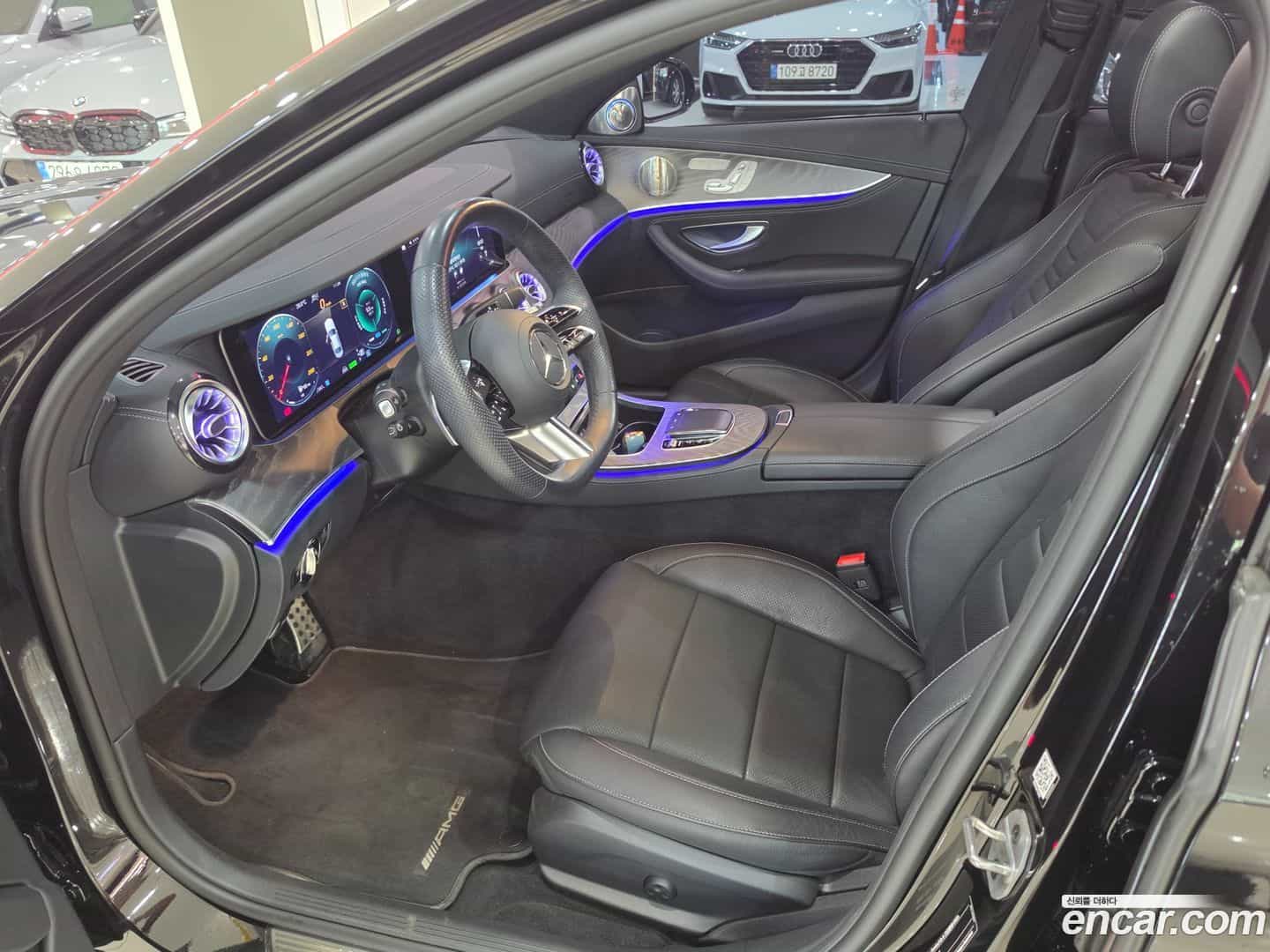 E-Class Mercedes-Benz 2022.11-INNER-010