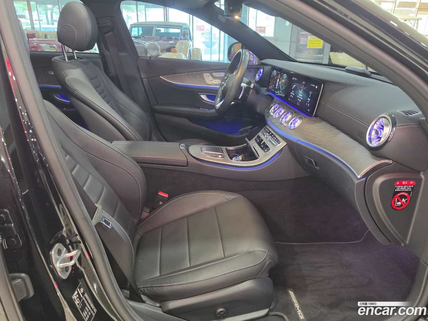 E-Class Mercedes-Benz 2022.11-OPTION-017