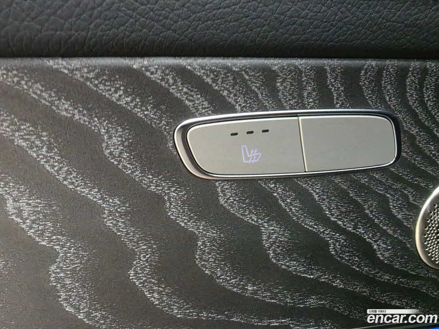 E-Class Mercedes-Benz 2022.11-OPTION-024