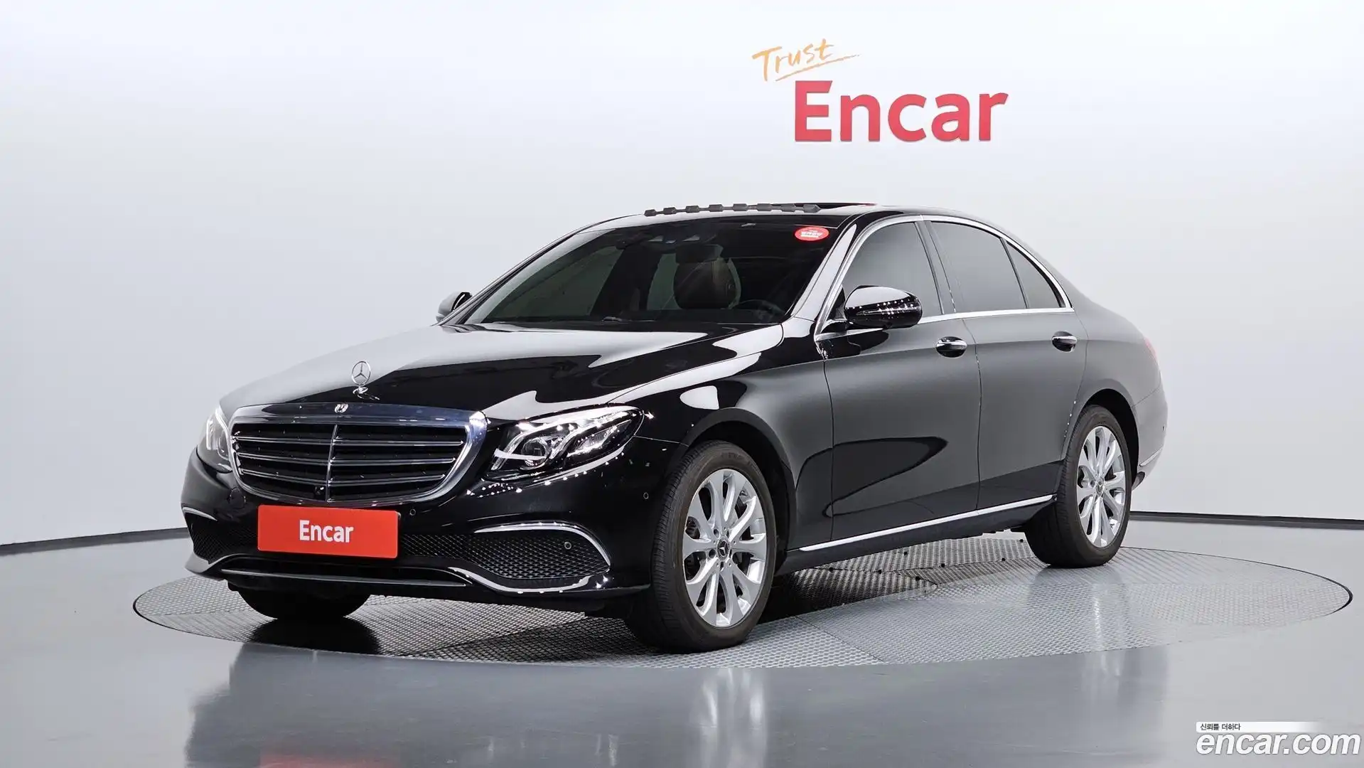 E-Class Mercedes-Benz 2018.11-OUTER-001