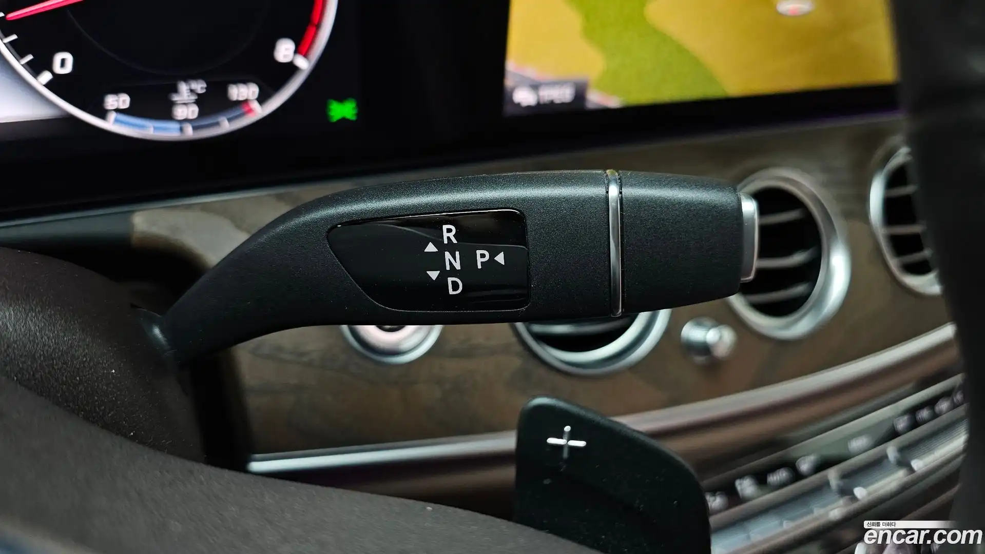 E-Class Mercedes-Benz 2018.11-INNER-009