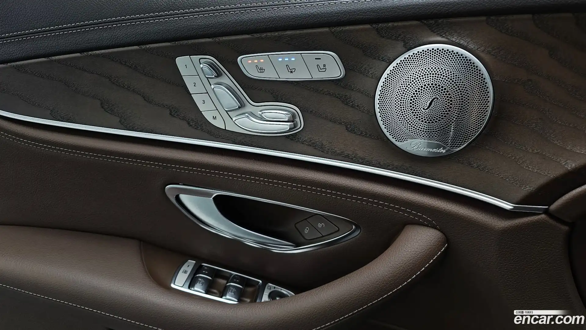 E-Class Mercedes-Benz 2018.11-OPTION-018
