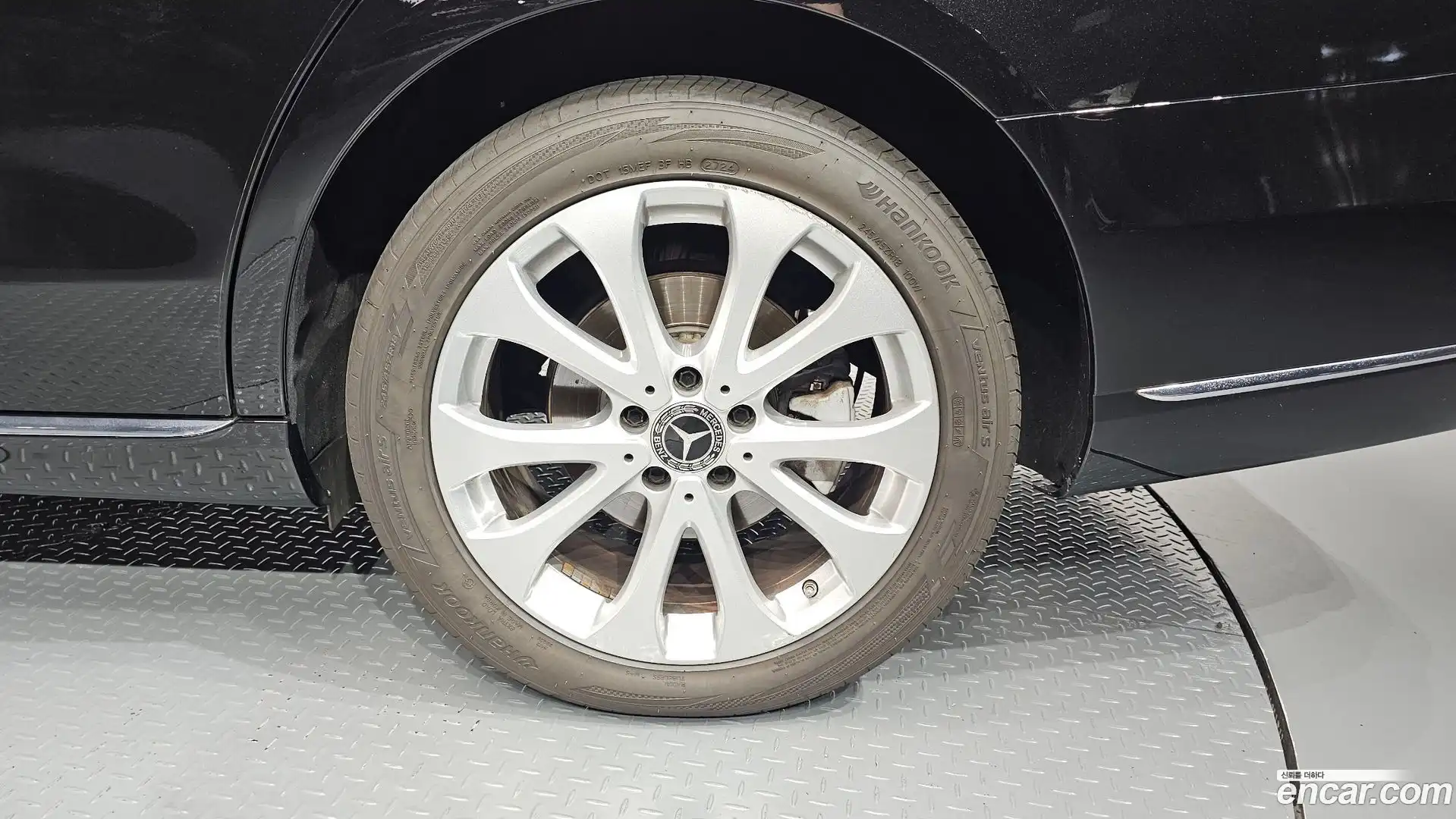 E-Class Mercedes-Benz 2018.11-OUTER-031