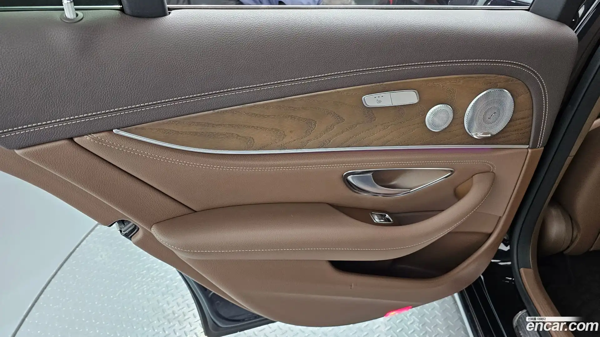 E-Class Mercedes-Benz 2018.11-INNER-035