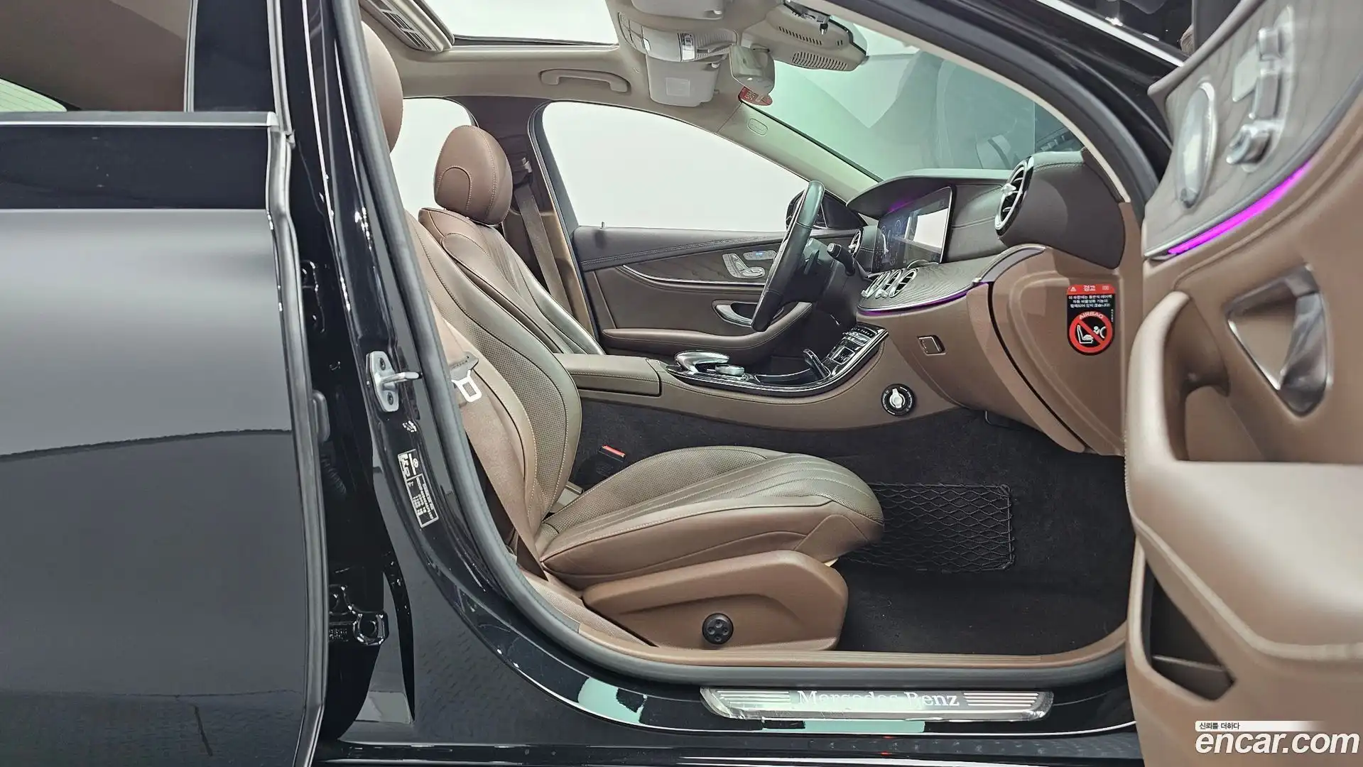 E-Class Mercedes-Benz 2018.11-INNER-036