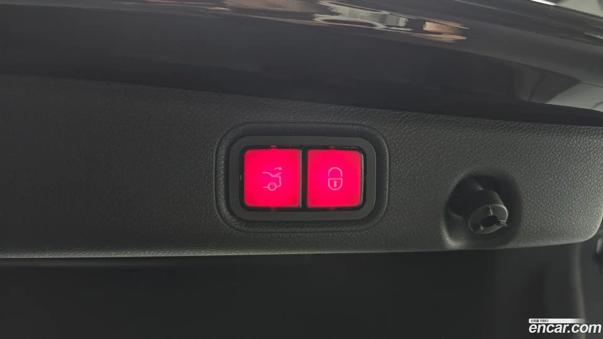 E-Class Mercedes-Benz 2018.11-OPTION-044