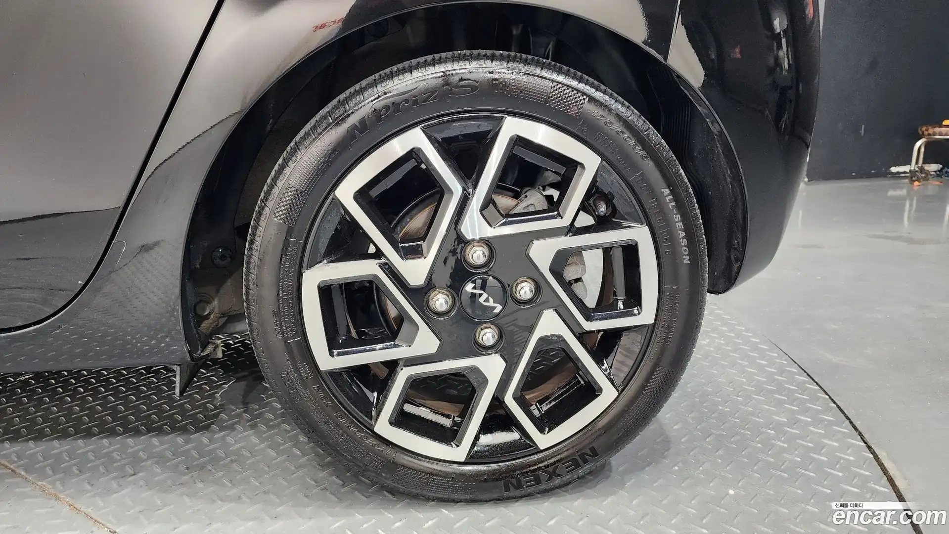 RAY Kia 2024.0-OUTER-031
