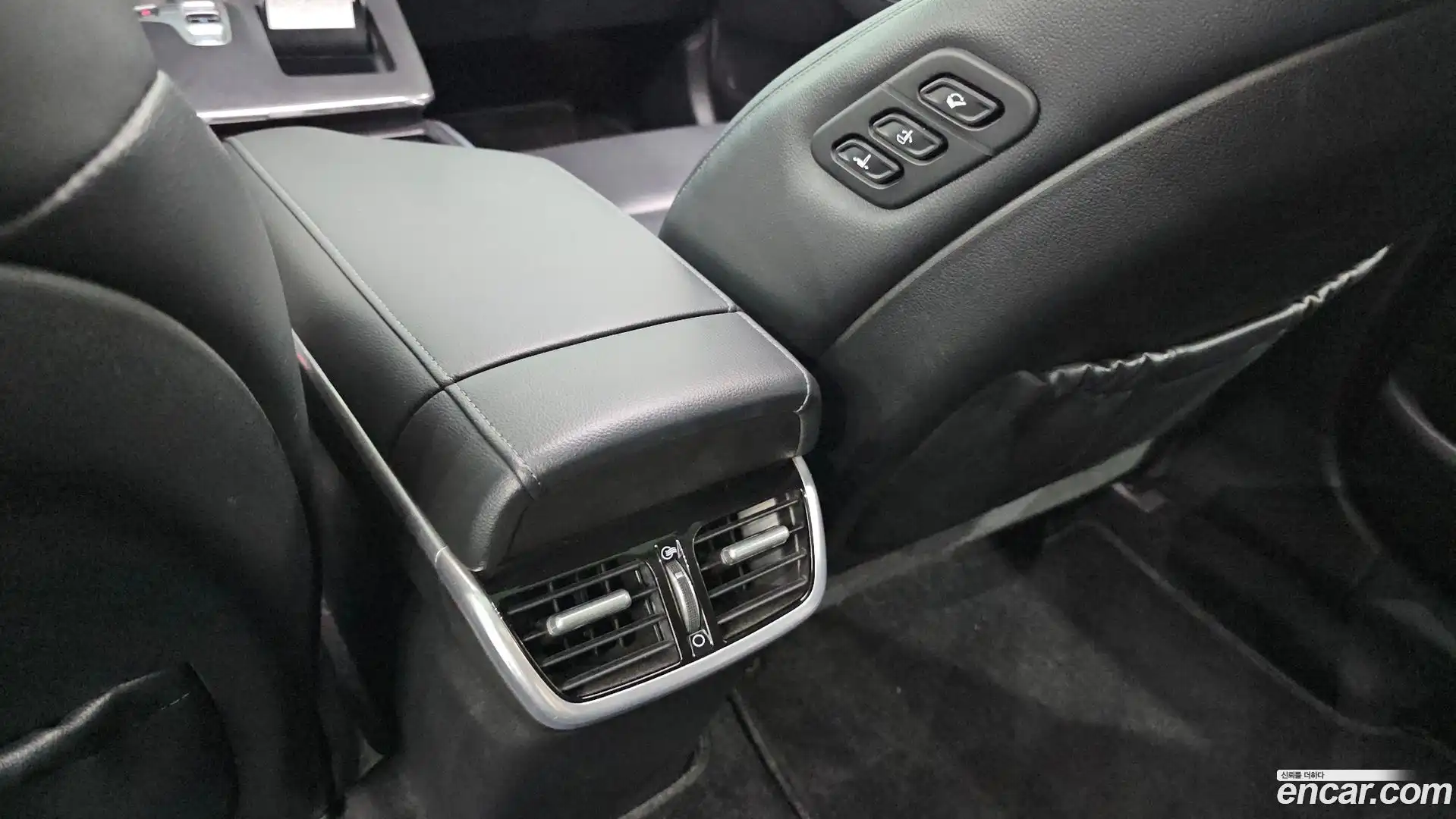 Grandeur Hyundai 2019.11-OPTION-022