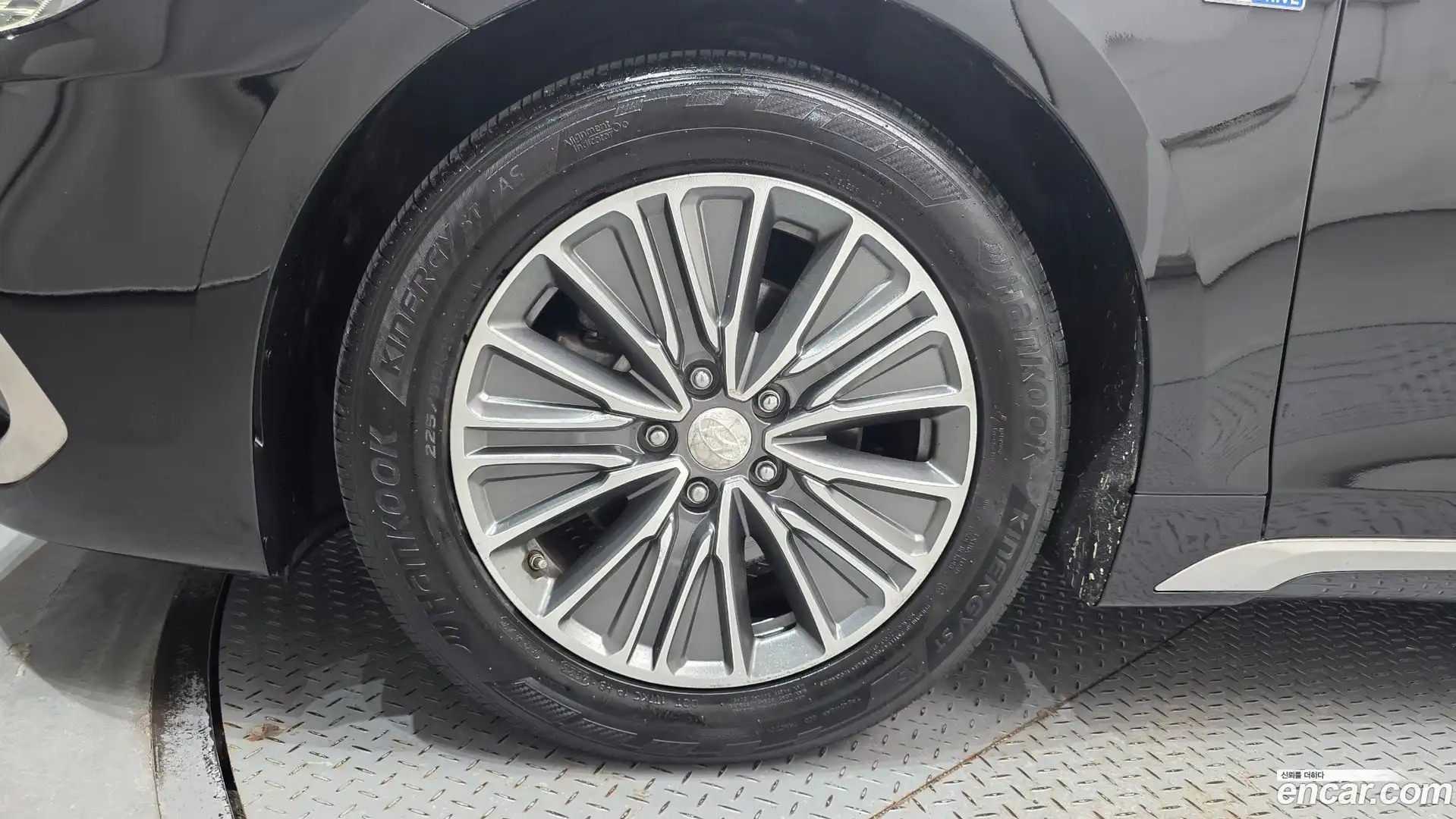 Grandeur Hyundai 2018.3-OUTER-005