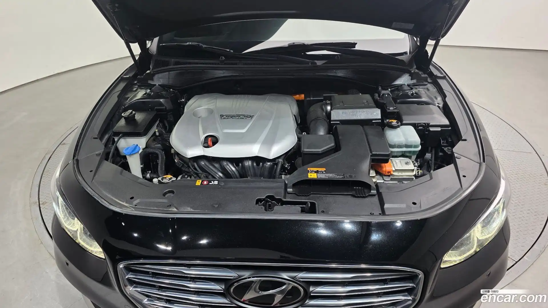 Grandeur Hyundai 2018.3-OUTER-006