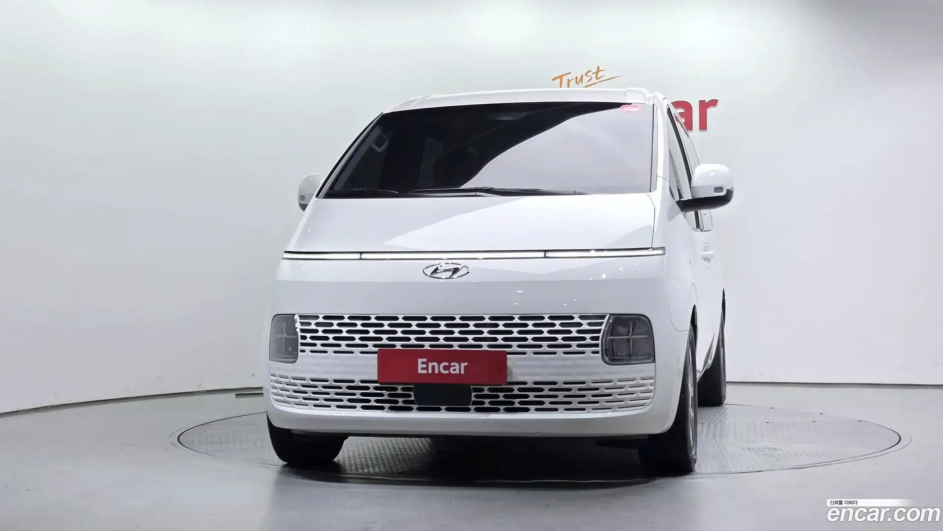 Staria Hyundai 2022.6-OUTER-003