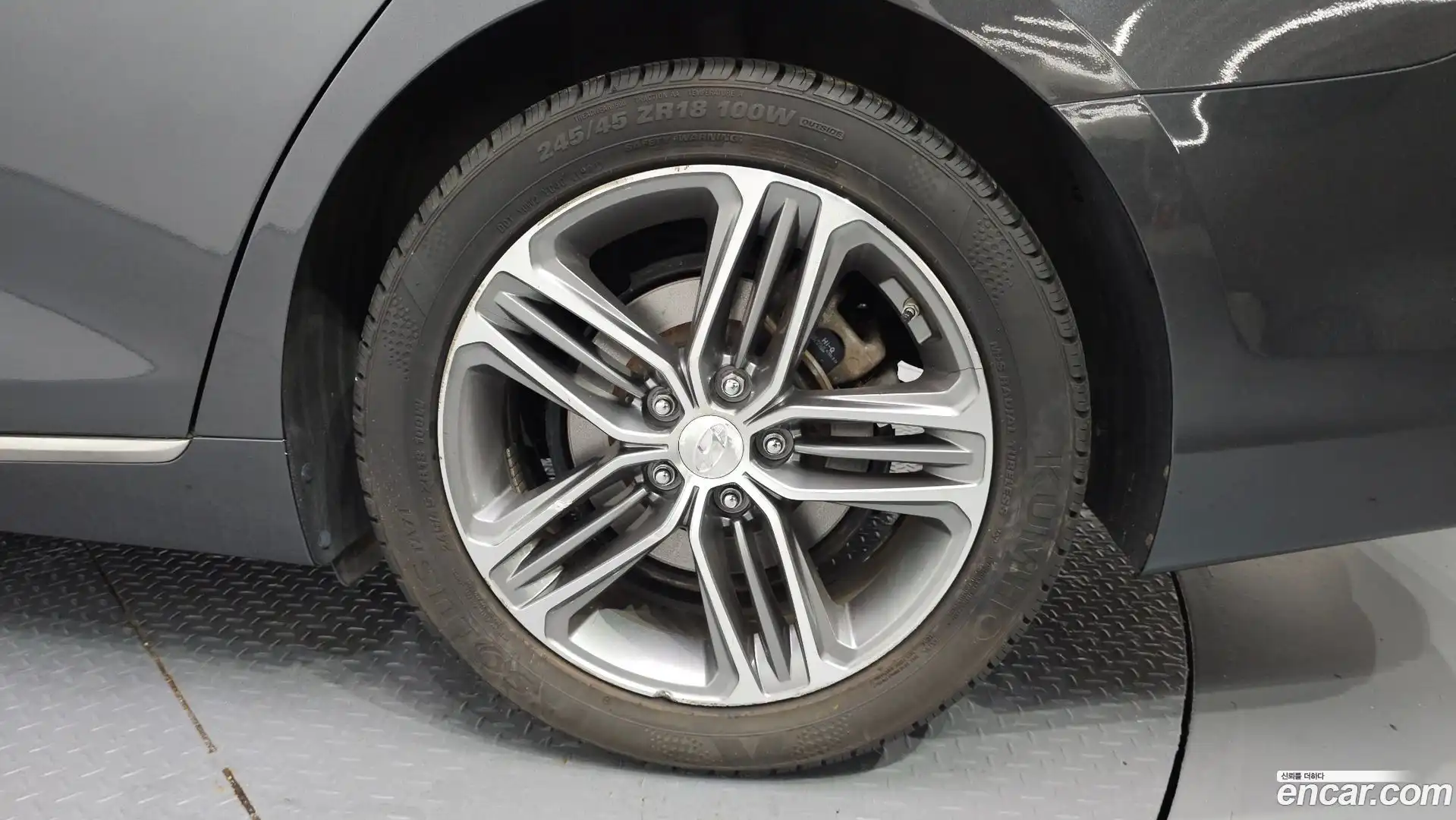Grandeur Hyundai 2019.2-OUTER-031