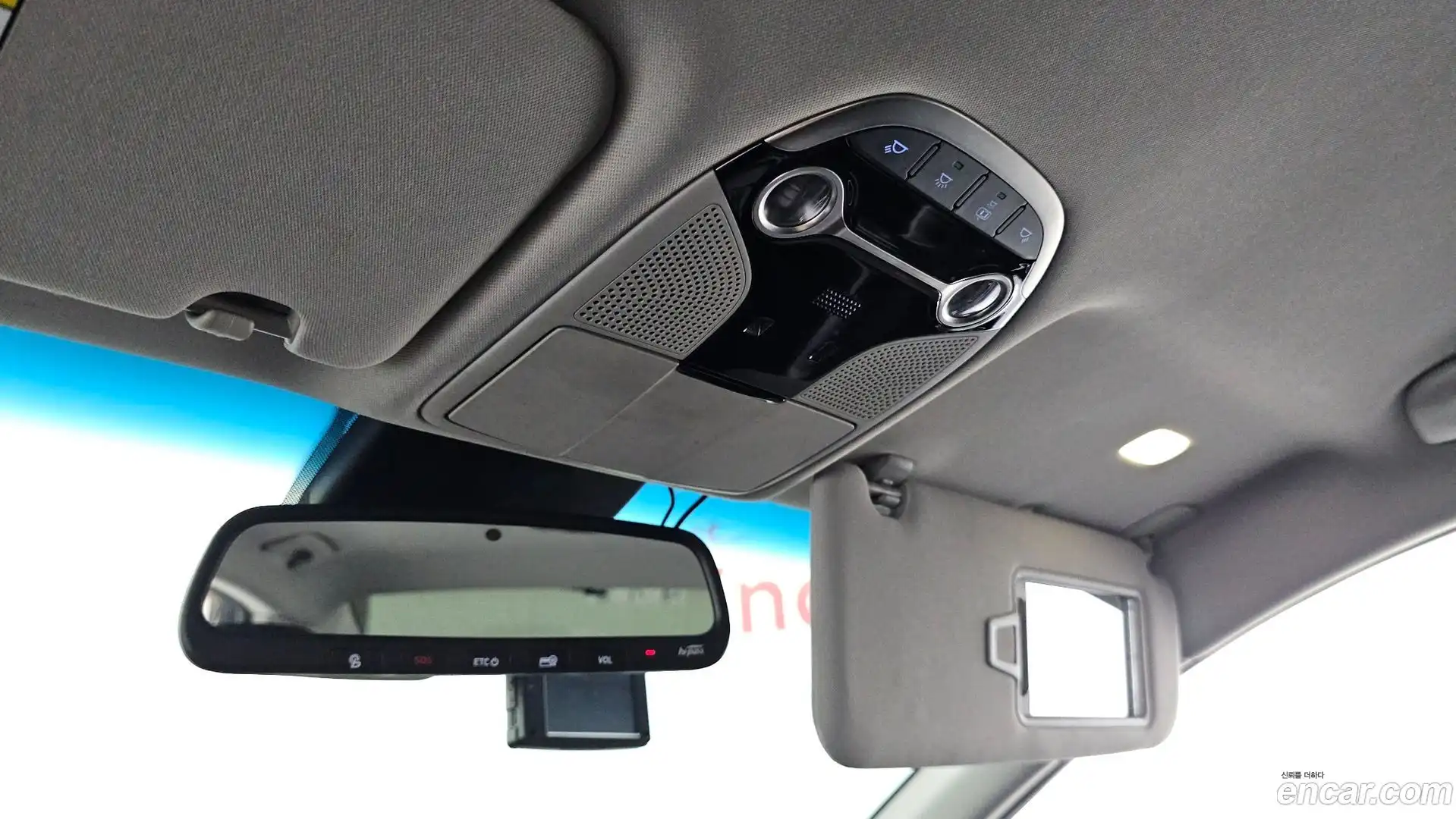 Grandeur Hyundai 2019.2-OPTION-040