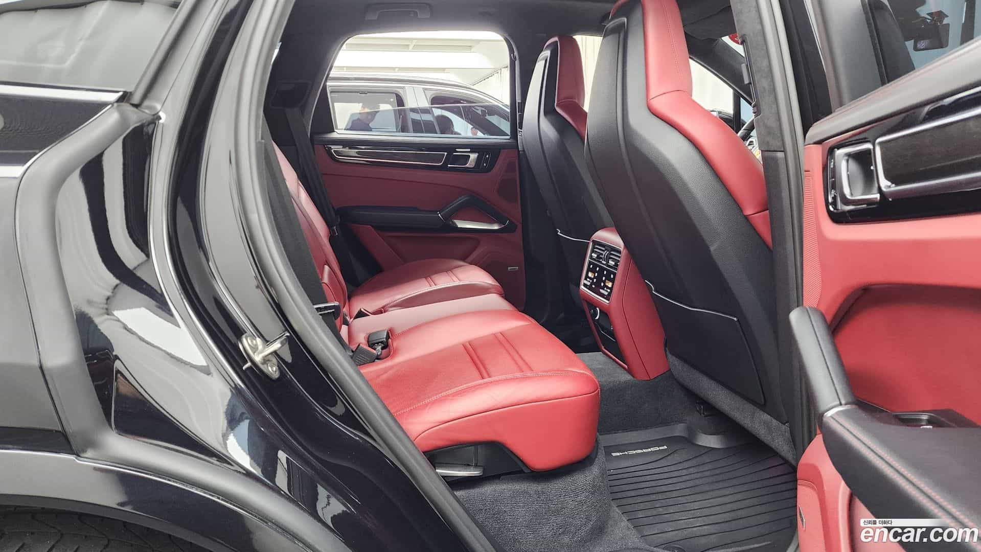 Cayenne Porsche 2020.8-OPTION-016