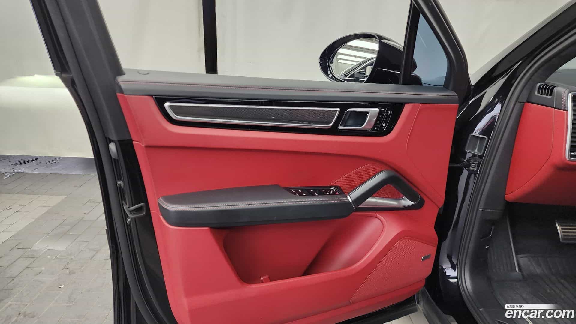 Cayenne Porsche 2020.8-INNER-034