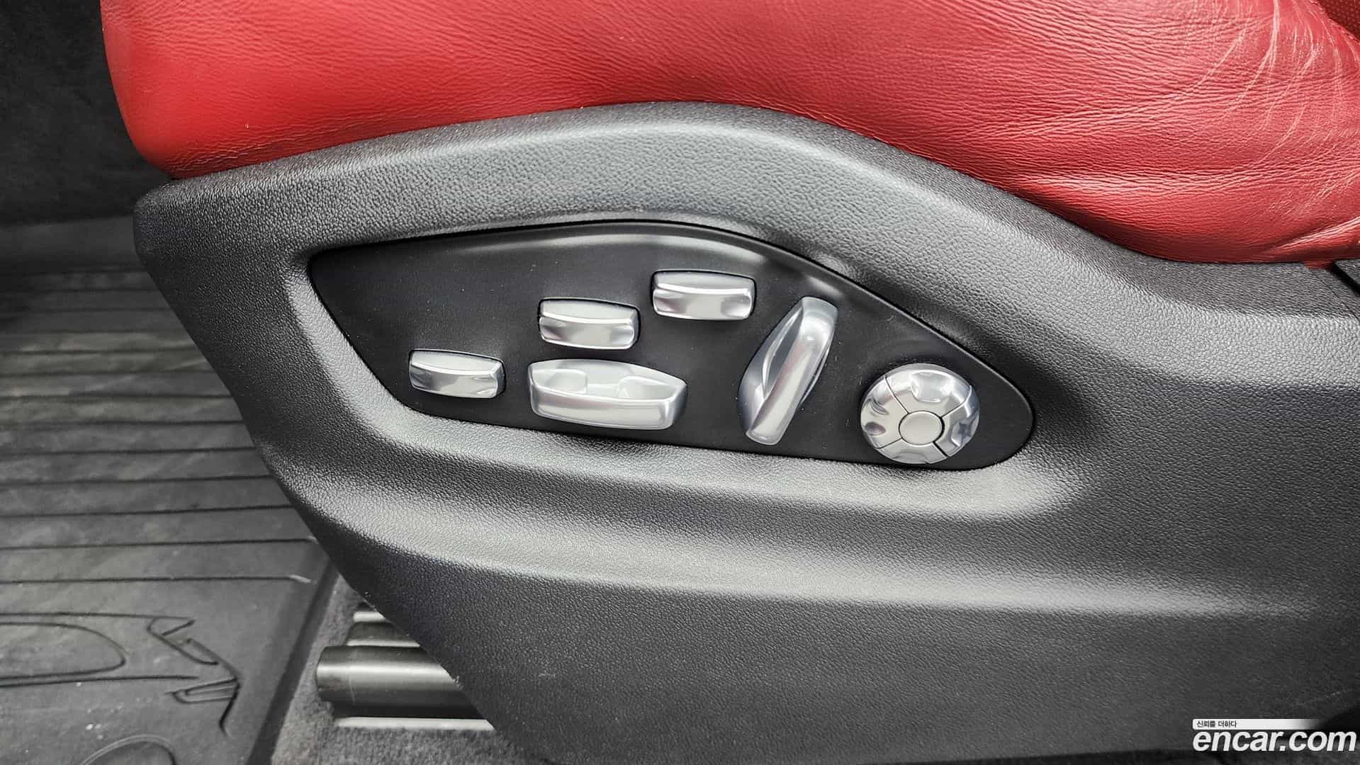 Cayenne Porsche 2020.8-OPTION-045