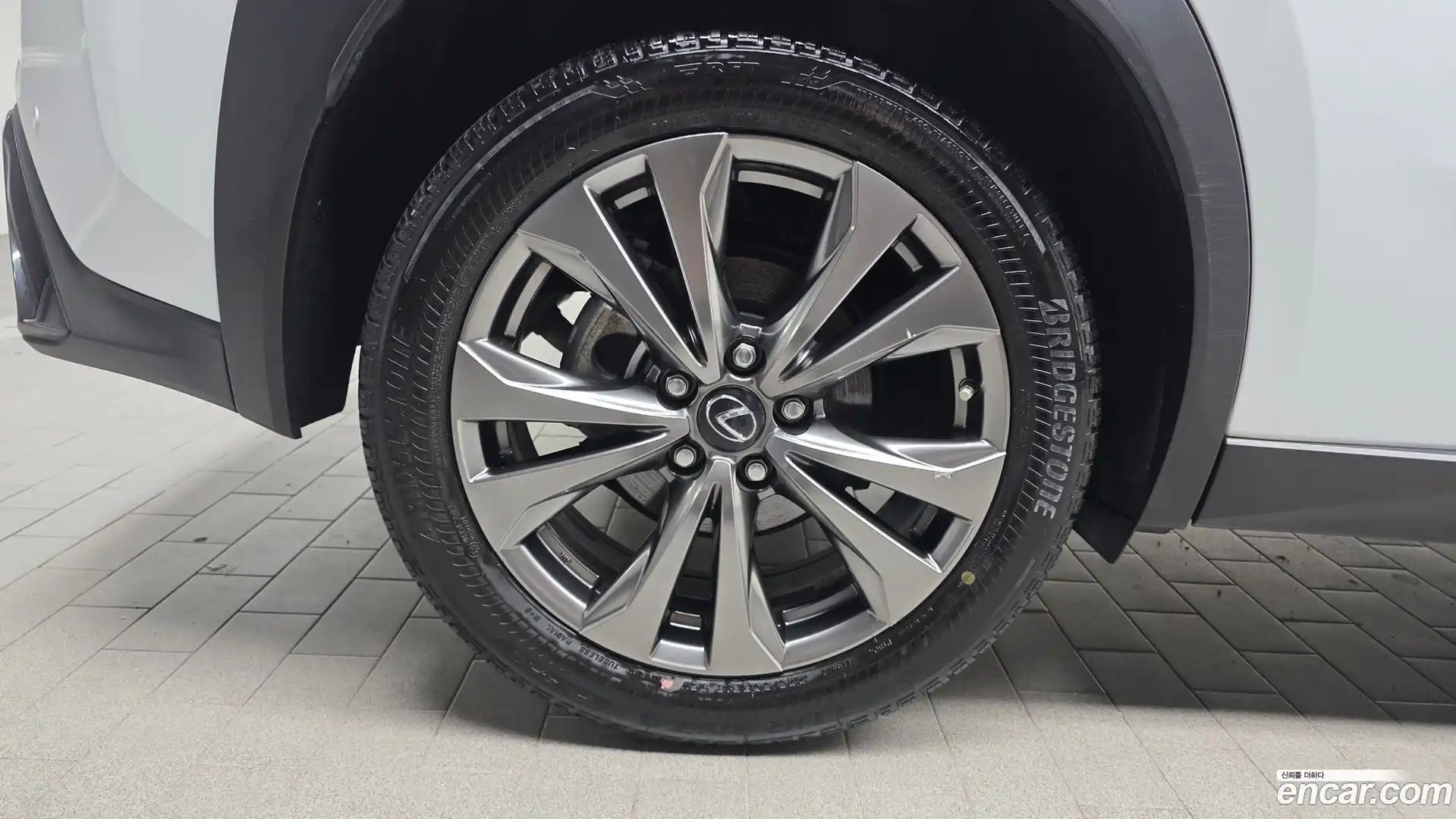 UX Lexus 2023.8-OUTER-005