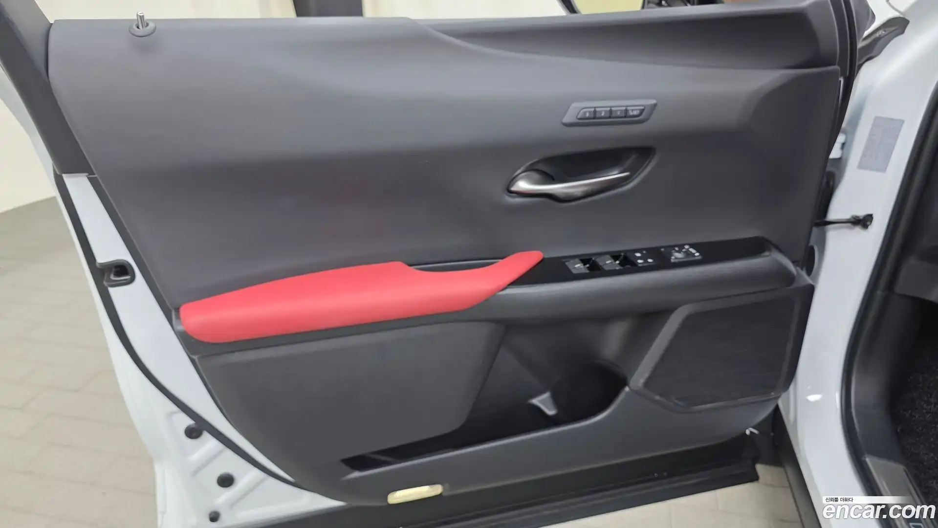 UX Lexus 2023.8-INNER-034