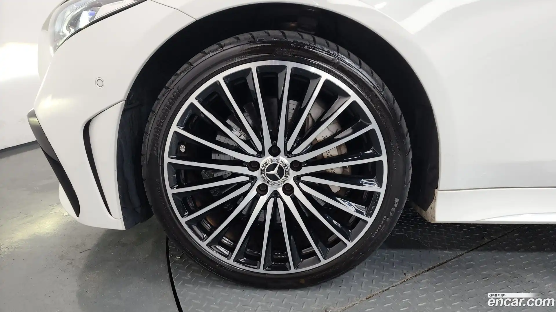 CLS-Class Mercedes-Benz 2022.10-OUTER-005